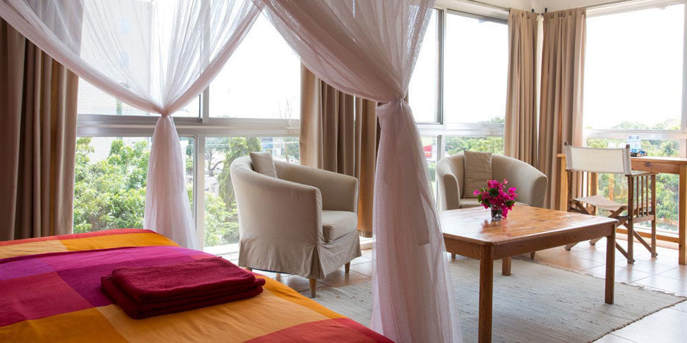Q-Bar & Guesthouse Dar es Salaam Ngoại thất bức ảnh