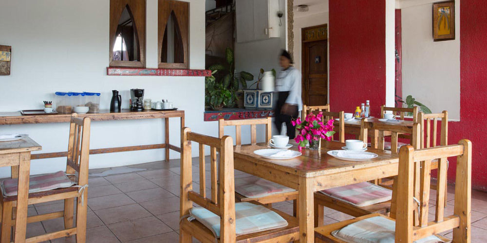 Q-Bar & Guesthouse Dar es Salaam Ngoại thất bức ảnh